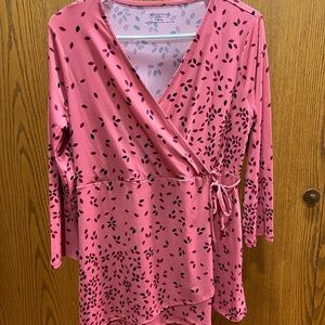 Motherhood Pink Top with Leaf Design